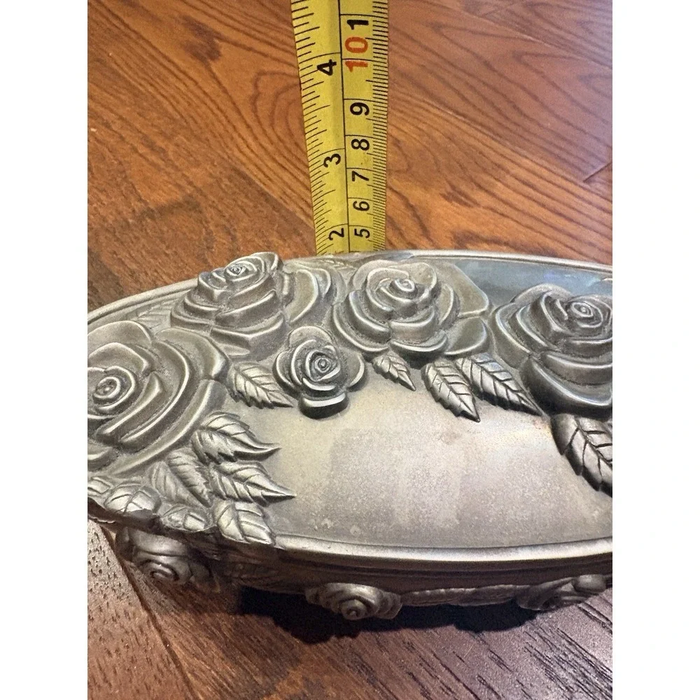 Godinger Silver Plate Rose Pattern Oval Velvet Lined Jewelry Box